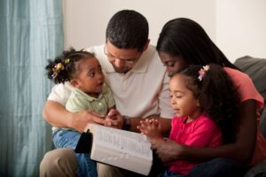 Read more about the article Christian Parenting | Bringing up Children with Strong-bound Morals
